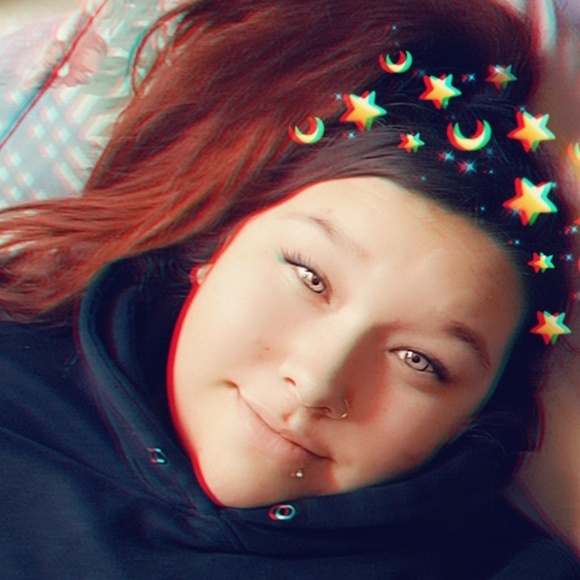 Meet your Posher, Dani - Picture 1 of 1